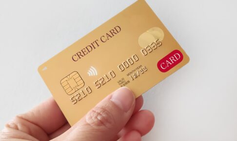 全国百货公司通用的礼券可以和信用卡一起支付吗？